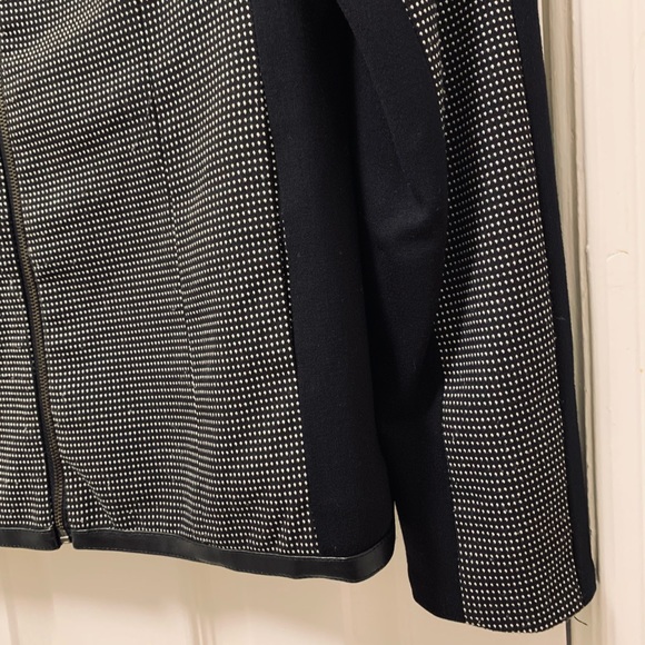 Classy office jacket, black with white dots🖤🤍 - Picture 7 of 14